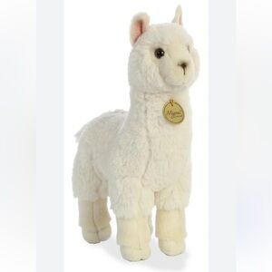 NWOT Aurora Miyoni Alpaca stuffed animal
White and Cream 12”